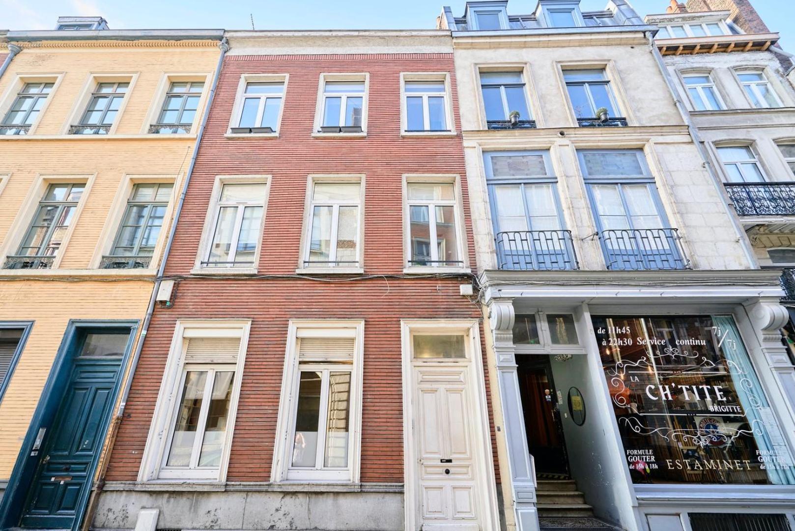 Apartment With Parking In The Heart Of Old Lille Exterior photo